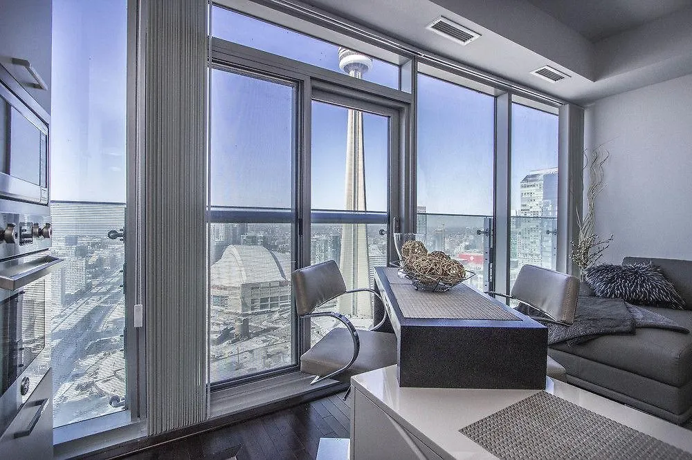 **** Hotel Atlantis Furnished Suites - York Street Toronto Kanada