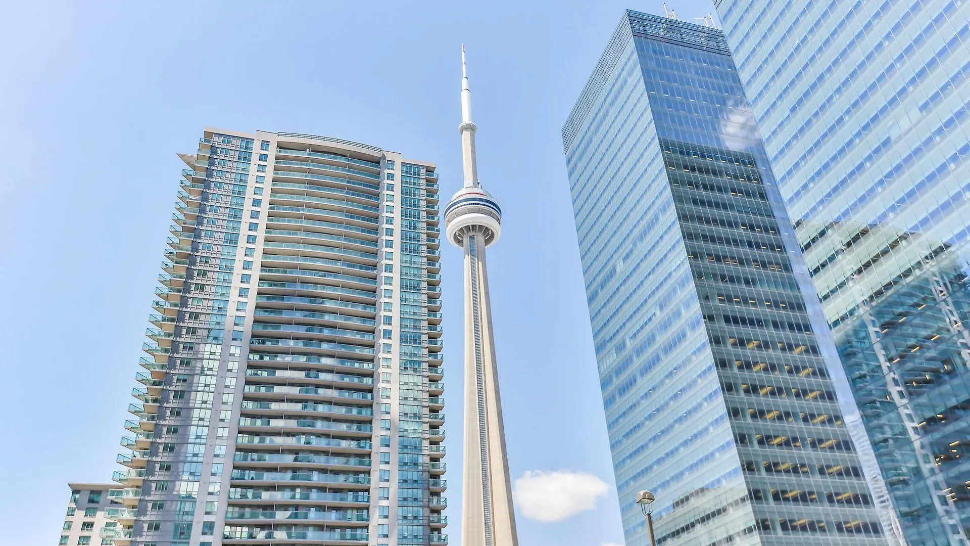 Atlantis Furnished Suites - York Street Toronto 4*,  Kanada